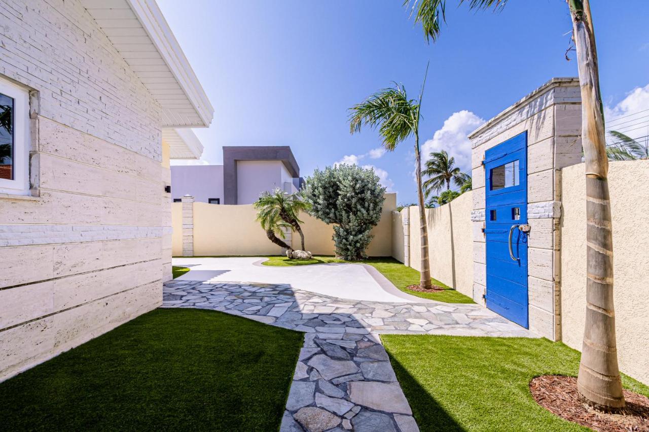 Ruby 15 Villa Palm Beach Exterior foto